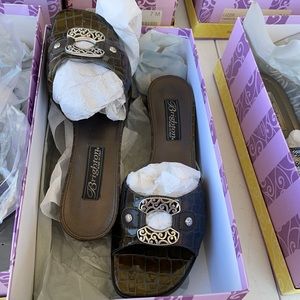 Size 7.5 slide sandals